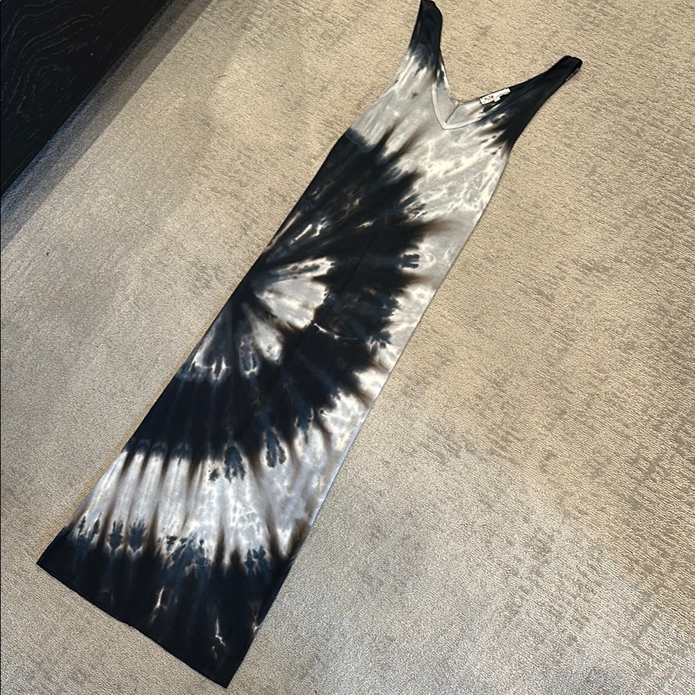 Black, and shades of Gray/Powder Blue Tie-Dye Midi Dress